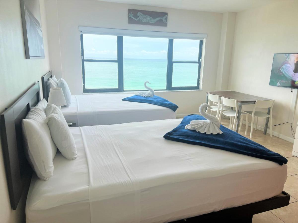 Ocean Front Units At 마이애미 비치 외부 사진